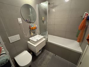 Photo 6- click for photo gallery